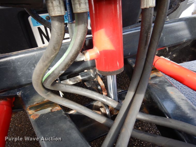 image for item AF9299 2011  Chevrolet Silverado 2500HD  Ext. Cab flatbed pickup truck