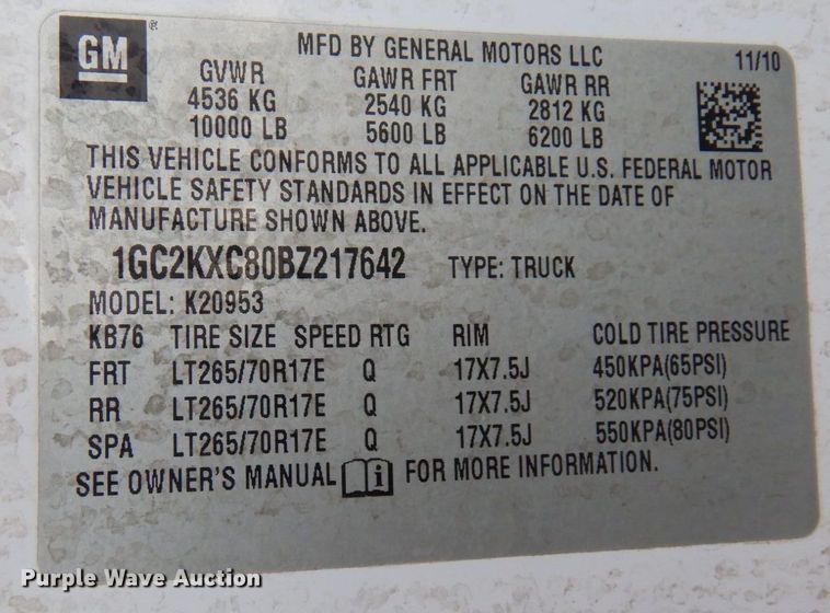 image for item AF9299 2011  Chevrolet Silverado 2500HD  Ext. Cab flatbed pickup truck