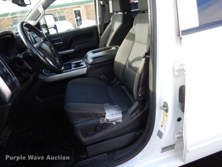 image for item AF9300 2016  Chevrolet Silverado 1500 LT  Double Cab pickup truck