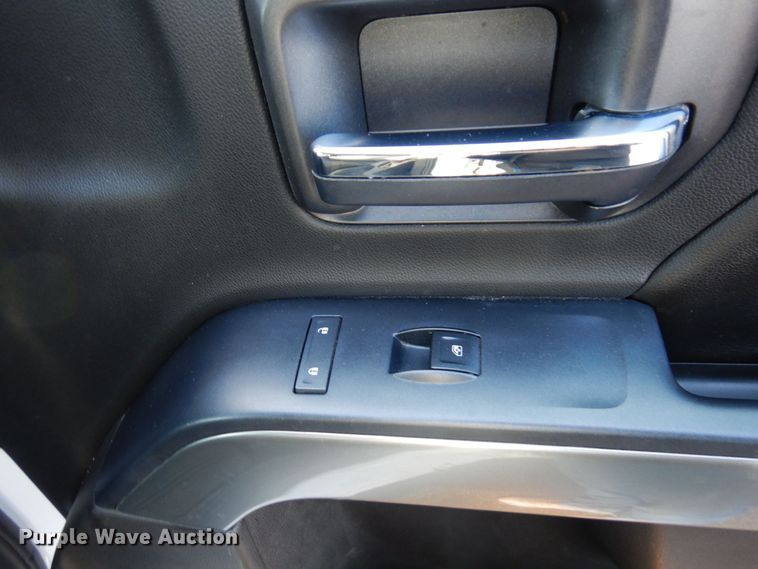 image for item AF9300 2016  Chevrolet Silverado 1500 LT  Double Cab pickup truck