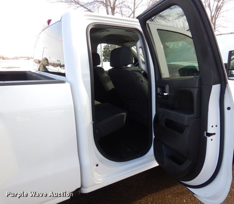 image for item AF9300 2016  Chevrolet Silverado 1500 LT  Double Cab pickup truck