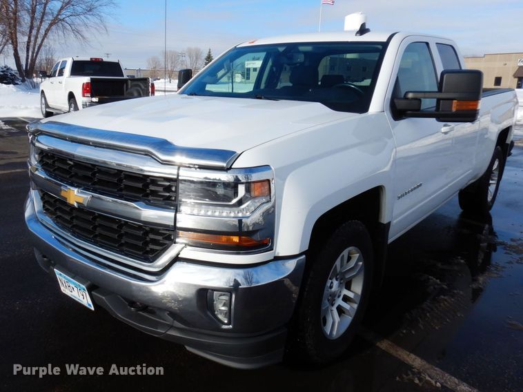 image for item AF9300 2016  Chevrolet Silverado 1500 LT  Double Cab pickup truck