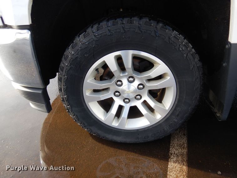 image for item AF9300 2016  Chevrolet Silverado 1500 LT  Double Cab pickup truck