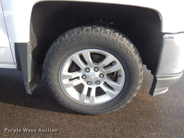 image for item AF9300 2016  Chevrolet Silverado 1500 LT  Double Cab pickup truck