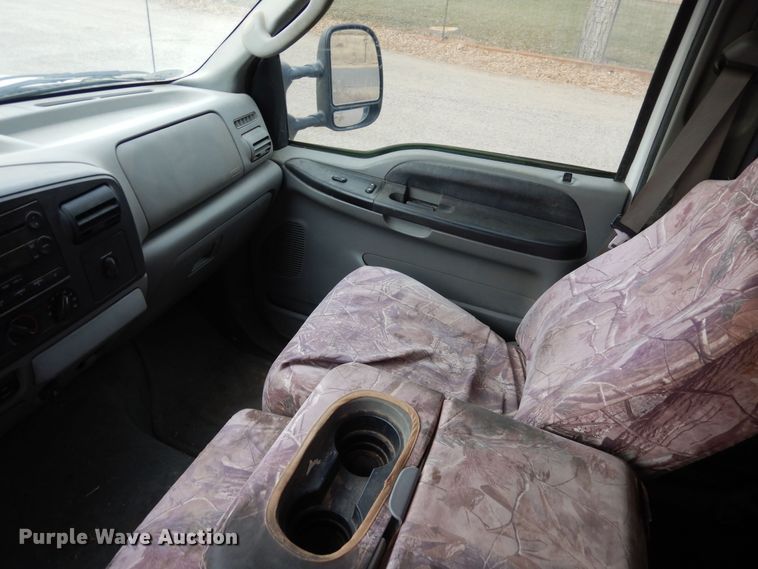 image for item DF8259 2007 Ford F350 Super Duty  Crew Cab pickup truck