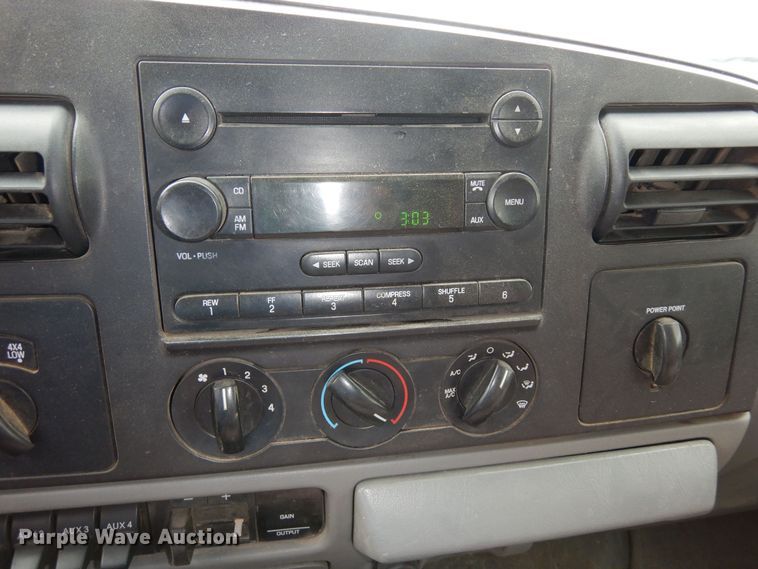 image for item DF8259 2007 Ford F350 Super Duty  Crew Cab pickup truck