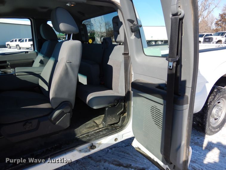 image for item DF8297 2013 Ford F250  Super Duty  SuperCab pickup truck