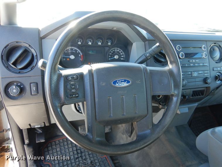 image for item DF8298 2013 Ford F250  Super Duty  SuperCab pickup truck
