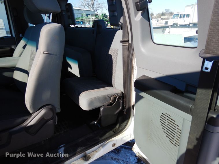 image for item DF8299 2011 Ford F250 Super Duty  SuperCab pickup truck