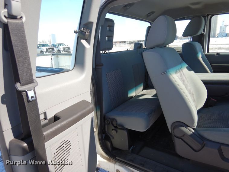 image for item DF8299 2011 Ford F250 Super Duty  SuperCab pickup truck