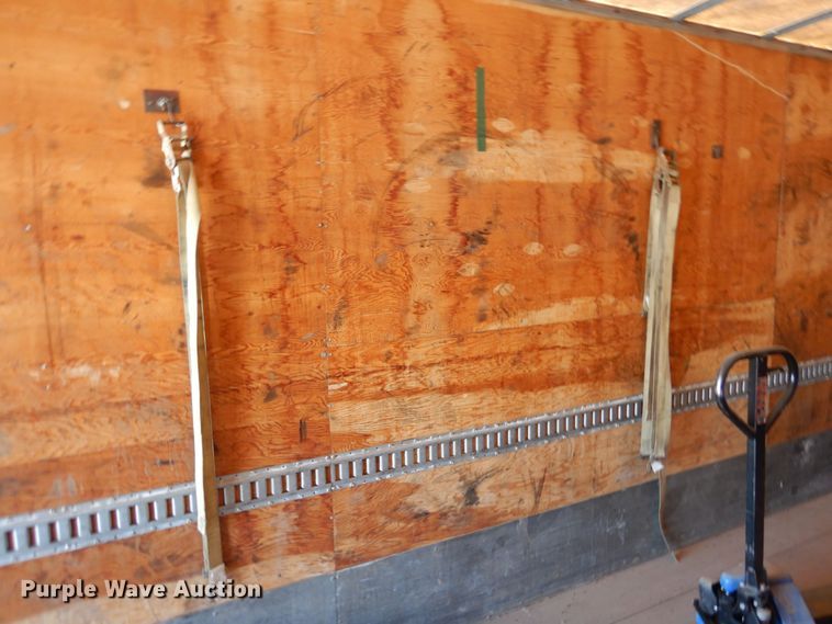 image for item DF8302 1999 Freightliner FL70  box truck