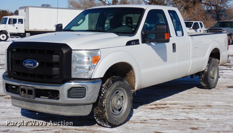 image for item DF8303 2011 Ford F250 Super Duty  SuperCab pickup truck