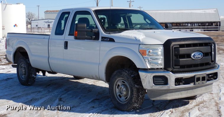 image for item DF8303 2011 Ford F250 Super Duty  SuperCab pickup truck