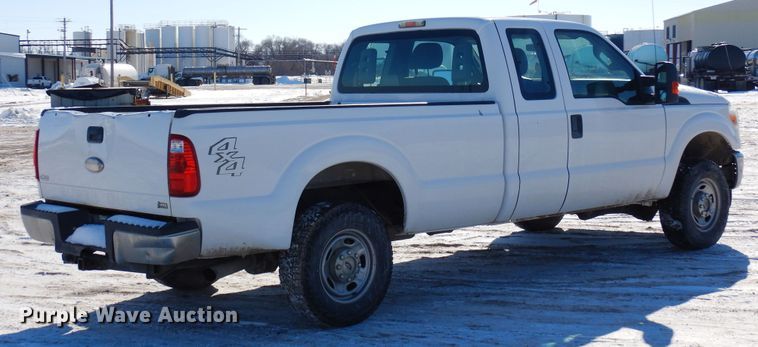 image for item DF8303 2011 Ford F250 Super Duty  SuperCab pickup truck