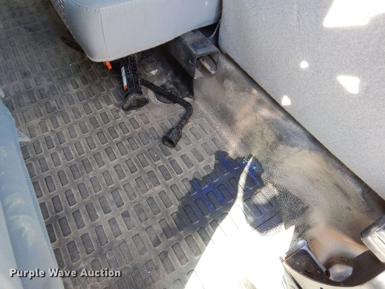 image for item DF8303 2011 Ford F250 Super Duty  SuperCab pickup truck