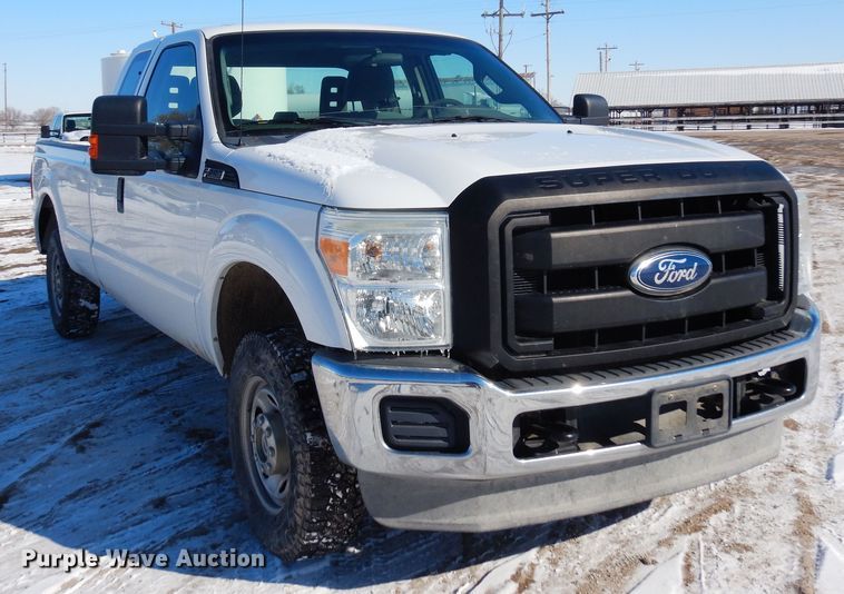 image for item DF8303 2011 Ford F250 Super Duty  SuperCab pickup truck
