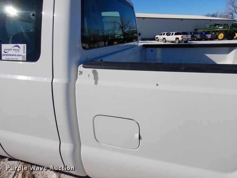 image for item DF8303 2011 Ford F250 Super Duty  SuperCab pickup truck
