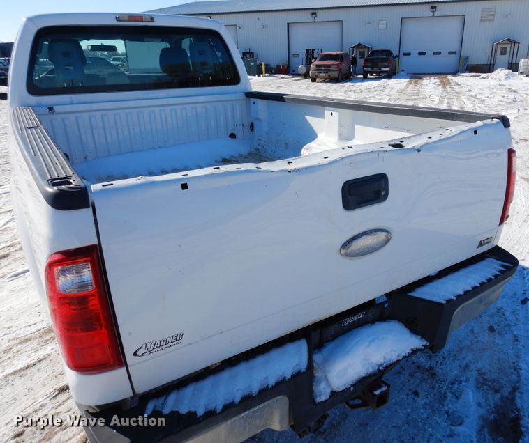 image for item DF8303 2011 Ford F250 Super Duty  SuperCab pickup truck