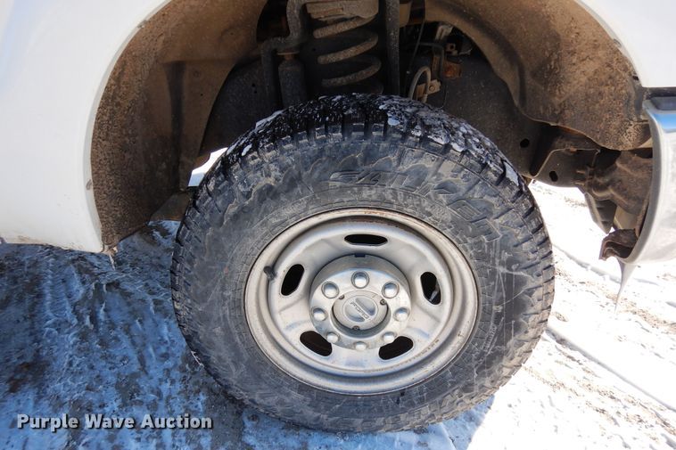 image for item DF8303 2011 Ford F250 Super Duty  SuperCab pickup truck