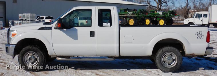 image for item DF8304 2011 Ford F250 Super Duty  SuperCab pickup truck
