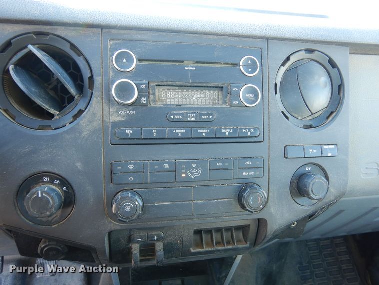 image for item DF8304 2011 Ford F250 Super Duty  SuperCab pickup truck