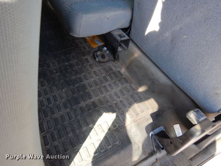 image for item DF8304 2011 Ford F250 Super Duty  SuperCab pickup truck