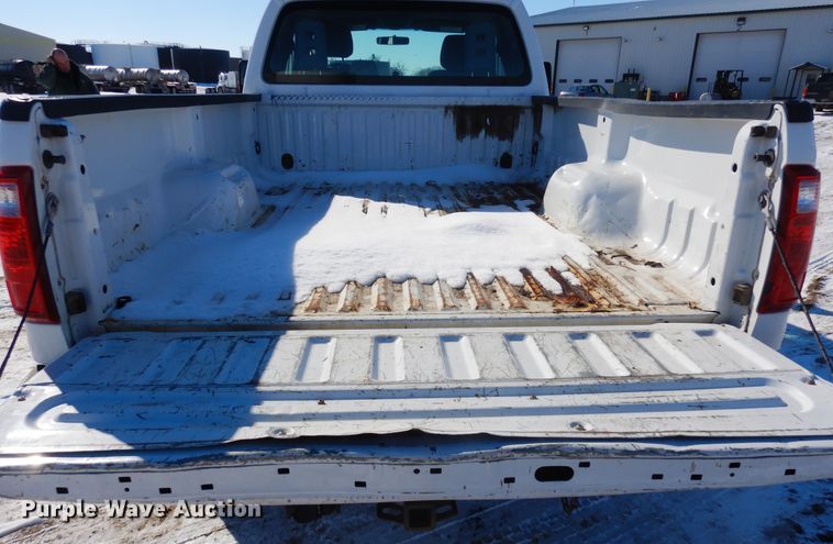 image for item DF8304 2011 Ford F250 Super Duty  SuperCab pickup truck