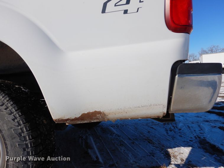 image for item DF8304 2011 Ford F250 Super Duty  SuperCab pickup truck