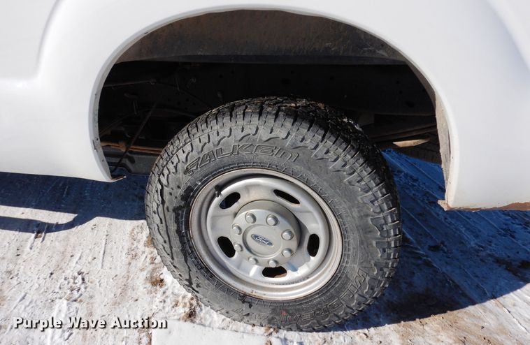 image for item DF8304 2011 Ford F250 Super Duty  SuperCab pickup truck