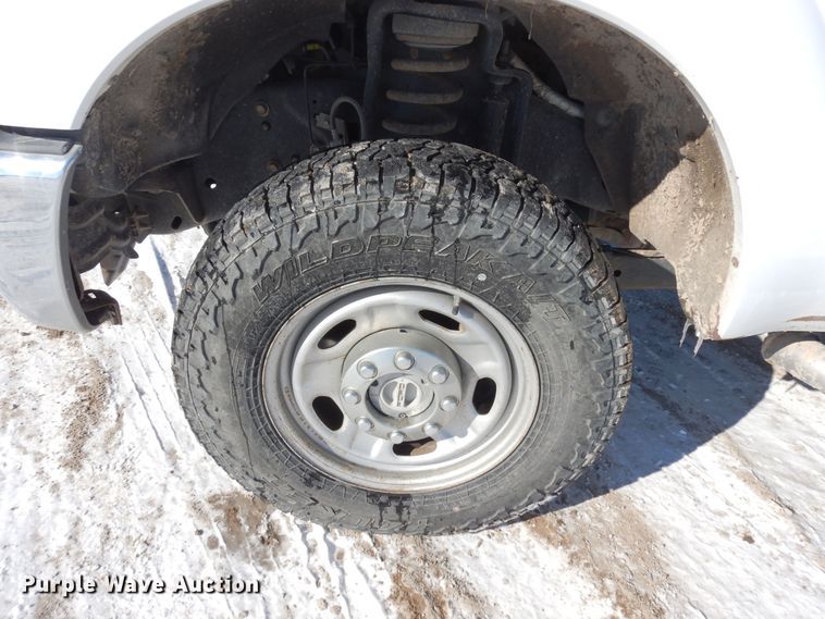 image for item DF8304 2011 Ford F250 Super Duty  SuperCab pickup truck