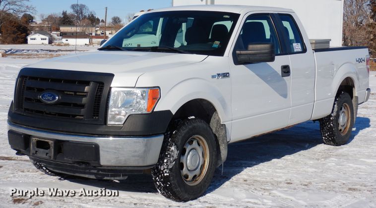 image for item DF8305 2011 Ford F150 XL  SuperCab pickup truck