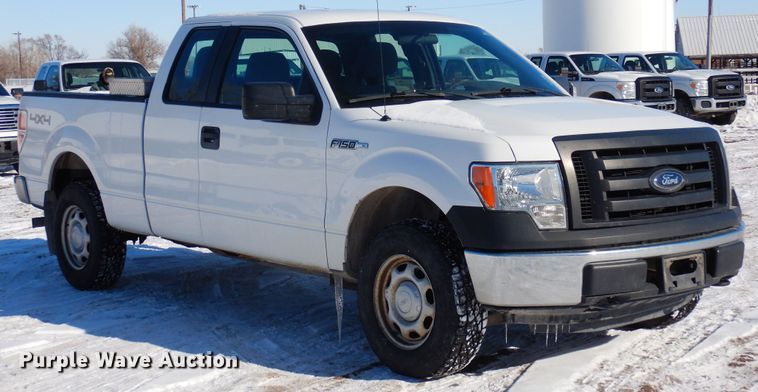 image for item DF8305 2011 Ford F150 XL  SuperCab pickup truck