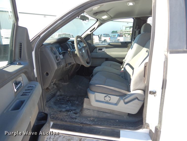 image for item DF8305 2011 Ford F150 XL  SuperCab pickup truck