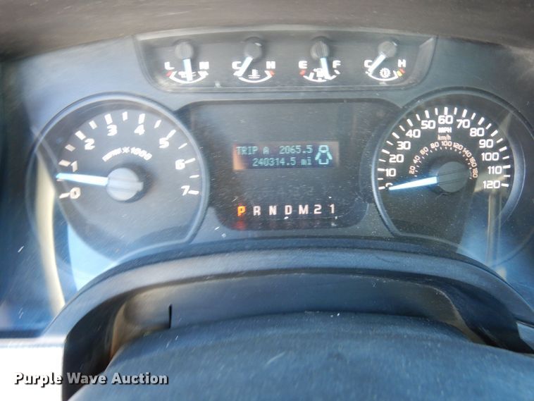 image for item DF8305 2011 Ford F150 XL  SuperCab pickup truck