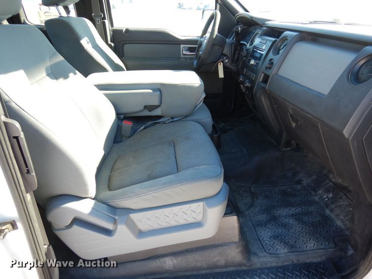 image for item DF8305 2011 Ford F150 XL  SuperCab pickup truck