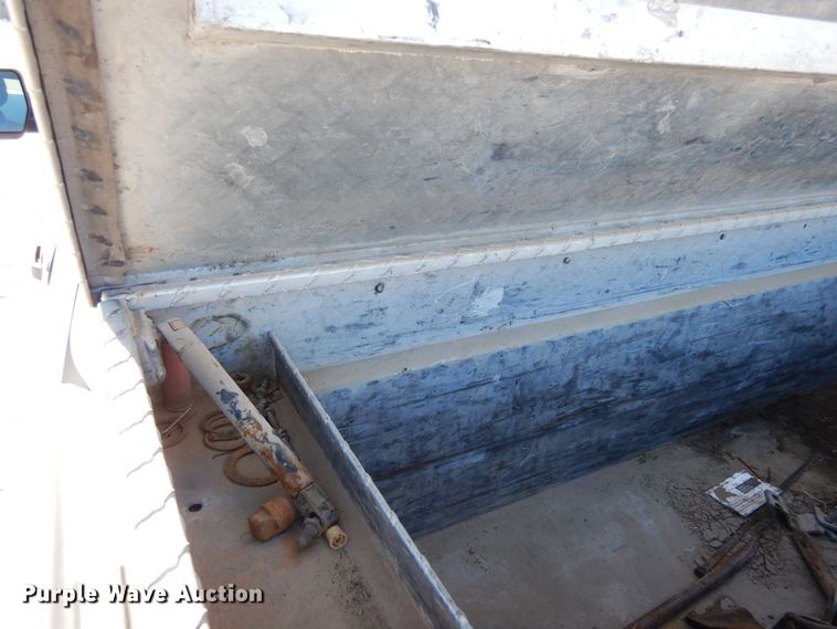 image for item DF8305 2011 Ford F150 XL  SuperCab pickup truck