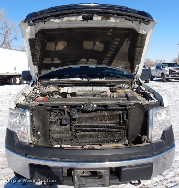 image for item DF8305 2011 Ford F150 XL  SuperCab pickup truck