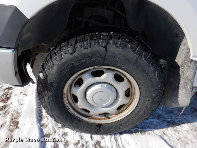 image for item DF8305 2011 Ford F150 XL  SuperCab pickup truck