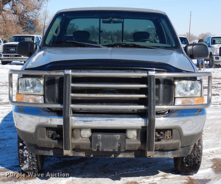 image for item DF8306 2002 Ford F250 Super Duty XLT  SuperCab pickup truck