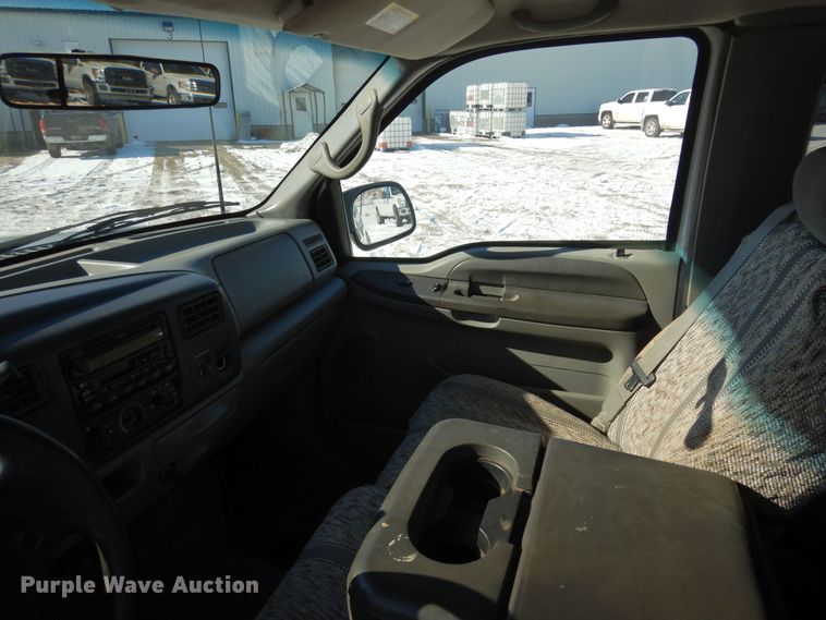 image for item DF8306 2002 Ford F250 Super Duty XLT  SuperCab pickup truck