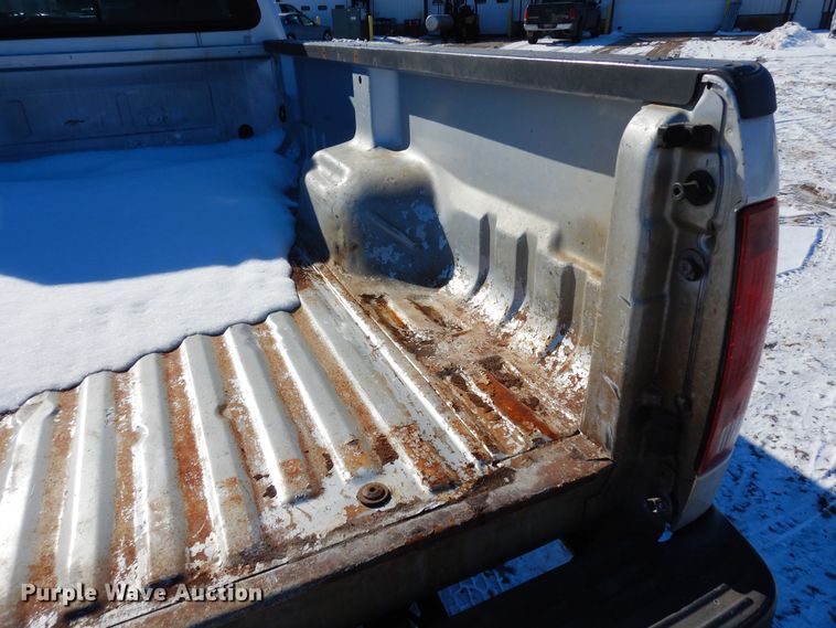 image for item DF8306 2002 Ford F250 Super Duty XLT  SuperCab pickup truck