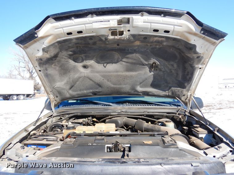 image for item DF8306 2002 Ford F250 Super Duty XLT  SuperCab pickup truck