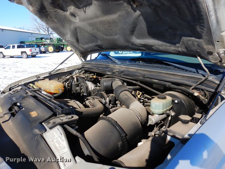 image for item DF8306 2002 Ford F250 Super Duty XLT  SuperCab pickup truck