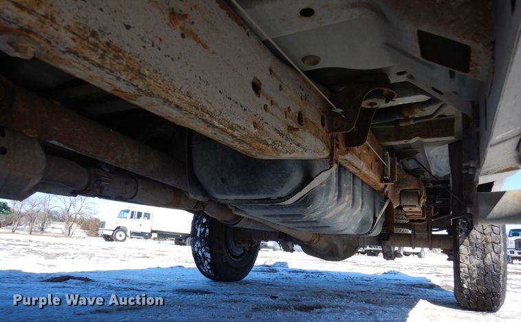 image for item DF8306 2002 Ford F250 Super Duty XLT  SuperCab pickup truck