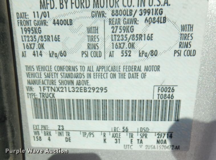 image for item DF8306 2002 Ford F250 Super Duty XLT  SuperCab pickup truck