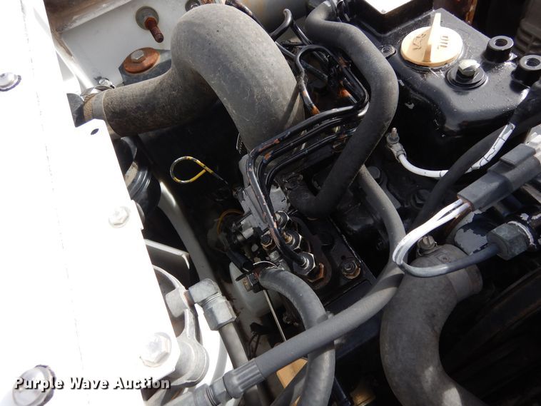 image for item DF8313 2006 International 4300  refrigerated truck