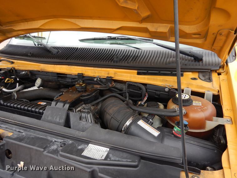 image for item DF8329 2005 Ford E450  school bus