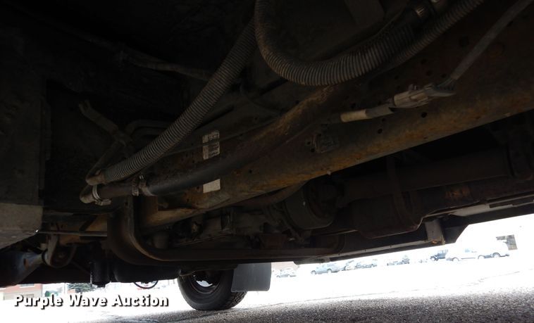 image for item DF8329 2005 Ford E450  school bus