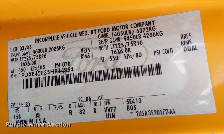 image for item DF8329 2005 Ford E450  school bus