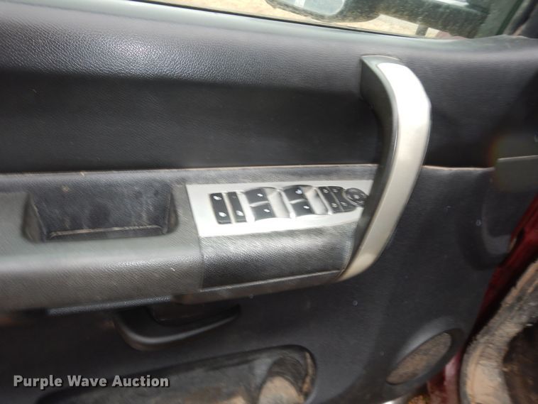 image for item DI6971 2009 GMC Sierra 2500HD  Ext. Cab flatbed pickup truck